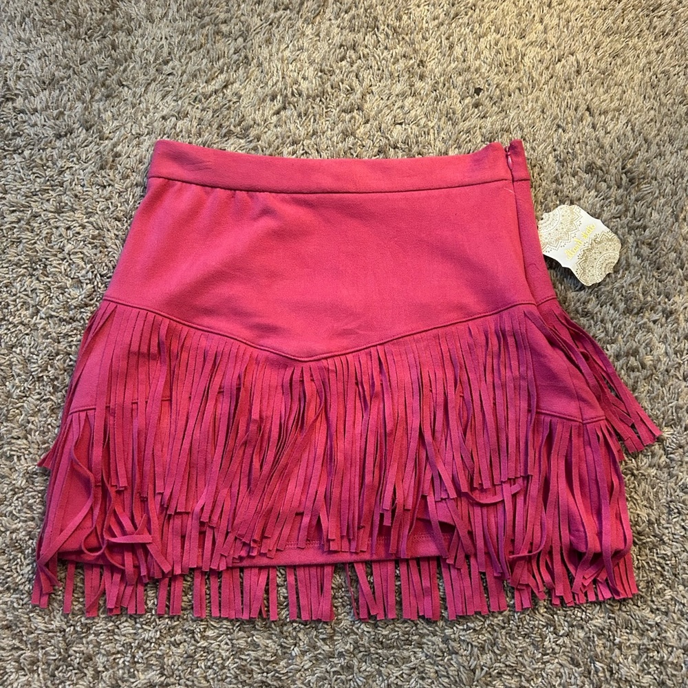hot pink skirt with tassels!